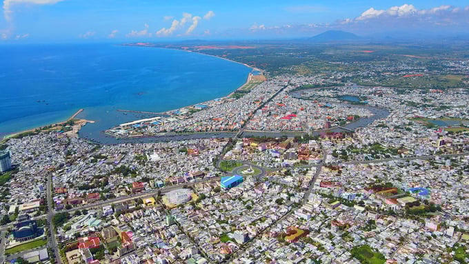 'Thỏi nam châm' hút đầu tư vùng Nam Trung Bộ đón thêm 'đại bàng' với tham vọng lấp đầy các KCN