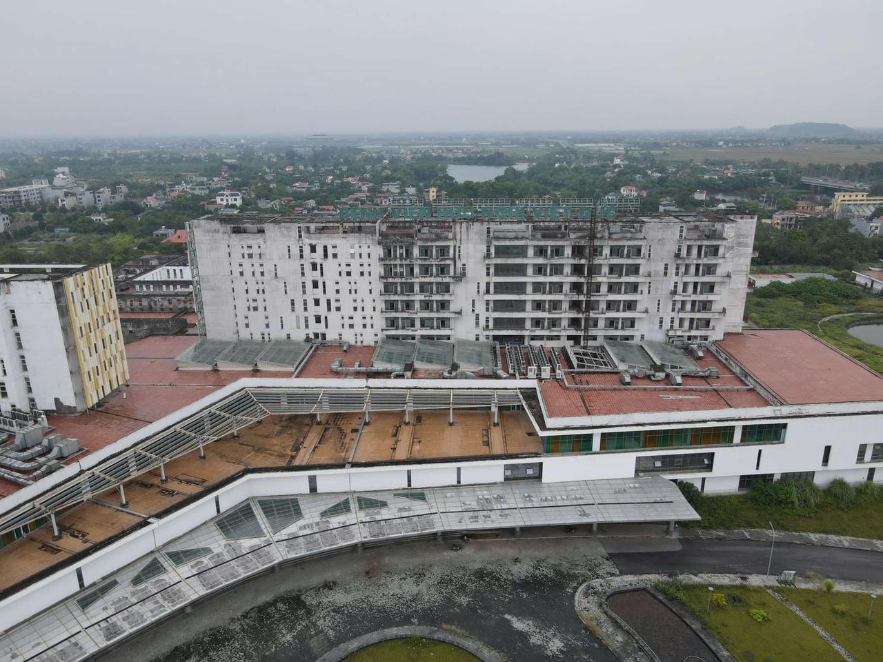 Nhìn trên cao Bệnh viện Hữu nghị Việt Đức ở cơ sở 2.