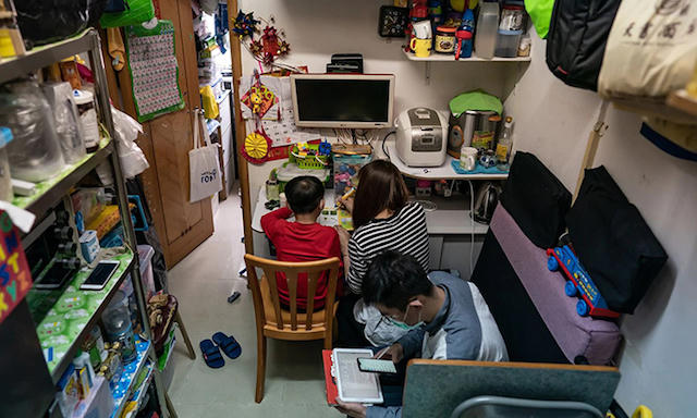 Ủng hộ căn hộ 25 m2 song nhiều chuyên gia cho rằng nếu không quản lý tốt có thể làm quá tải hệ thống hạ tầng đô thị và xảy ra tình trạng "ổ chuột" trên cao. &nbsp;