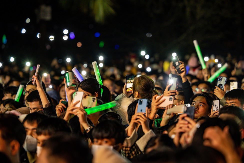 Hơn 20 nghìn cư dân Ecopark mãn nhãn cùng đại tiệc countdown hoành tráng