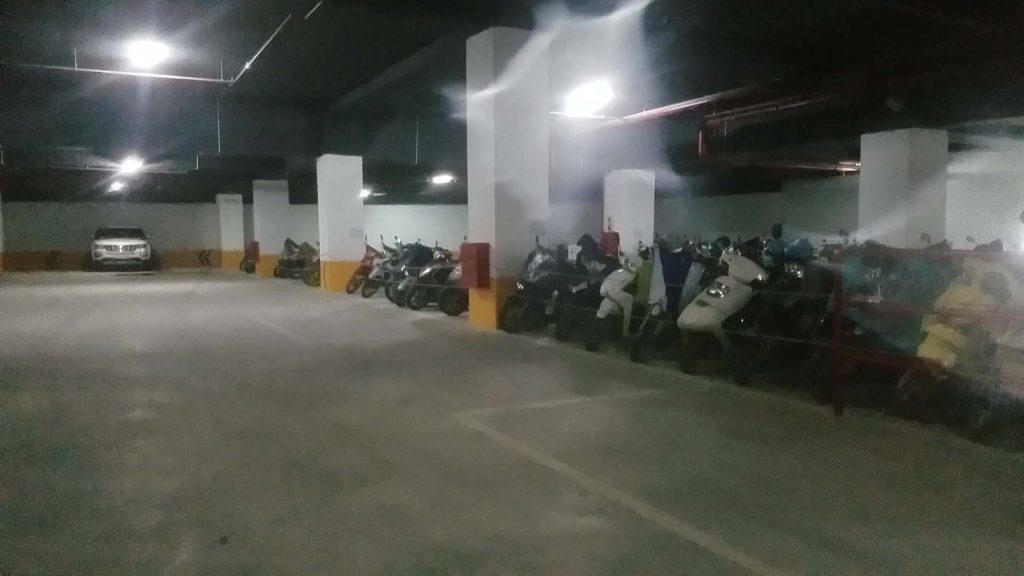 Tầng hầm là bãi đỗ xe phục vụ Trung tâm sự kiện – tiệc cưới