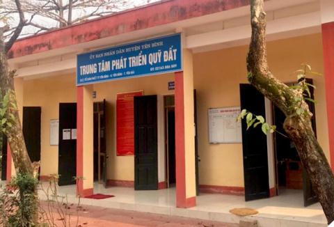 Bắt Giám đốc Trung tâm phát triển quỹ đất ở Yên Bái