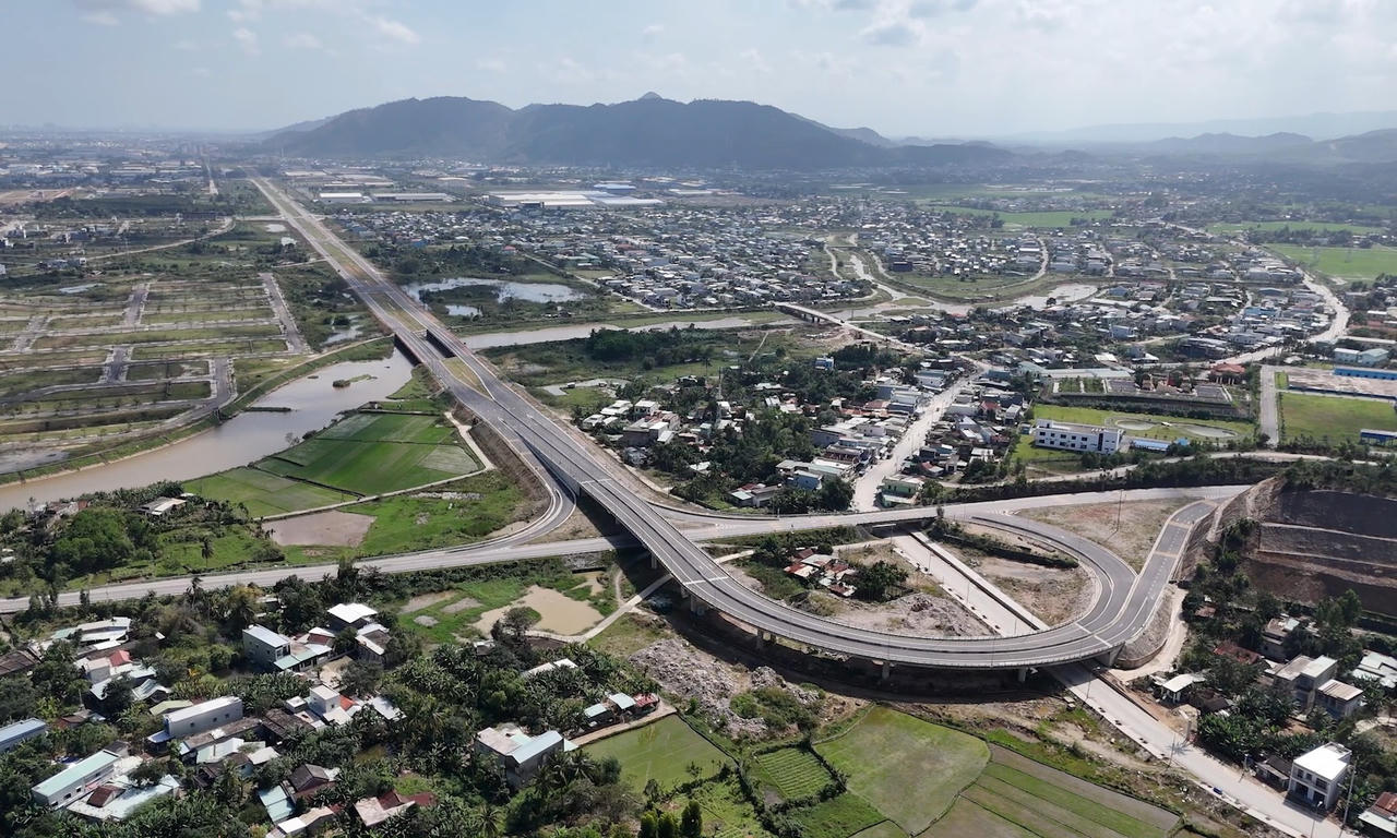 Phần lớn diện tích của khu thương mại tự do Đà Nẵng nằm ở huyện Hòa Vang.