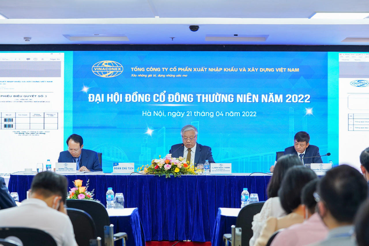 Vinaconex chia cổ tức bằng tiền mặt, "ôm" nhiều chiến lược phát triển trong năm 2022