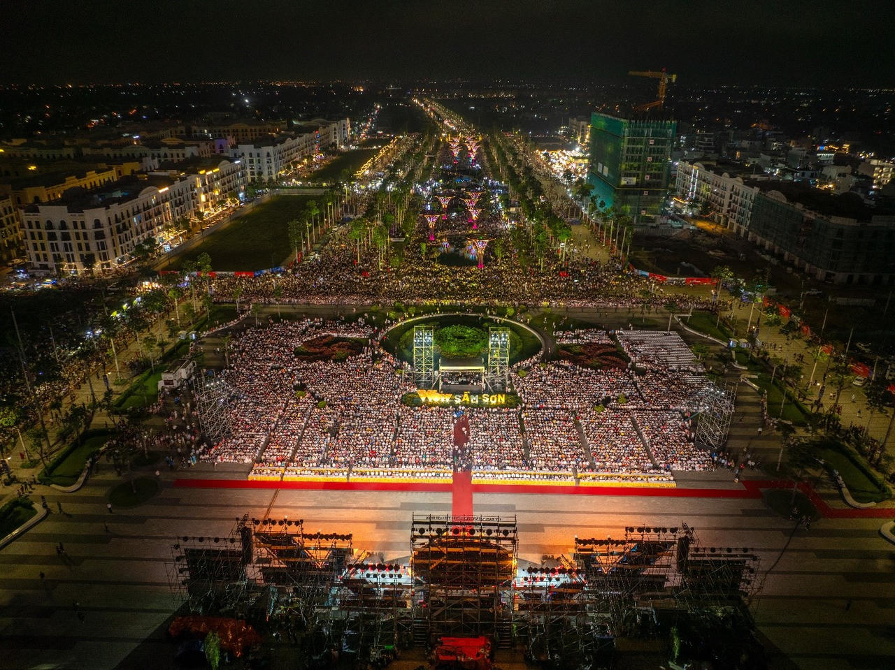 Sầm Sơn luôn là điểm “dẫn sóng” du lịch tại miền Bắc &nbsp;