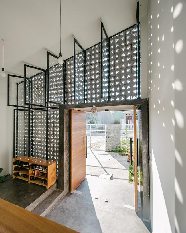 Phát thèm với căn nhà cấp 4 của vợ chồng trẻ Kon Tum giá siêu tiết kiệm