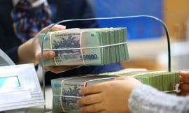 Lãi suất liên ngân hàng bất ngờ giảm sâu