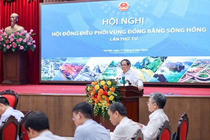 Thủ tướng đề xuất đẩy mạnh 1 vùng động lực quốc gia, 2 tiểu vùng, 4 cực tăng trưởng và 5 hành lang kinh tế. Ảnh: Báo điện tử Chính phủ &nbsp;