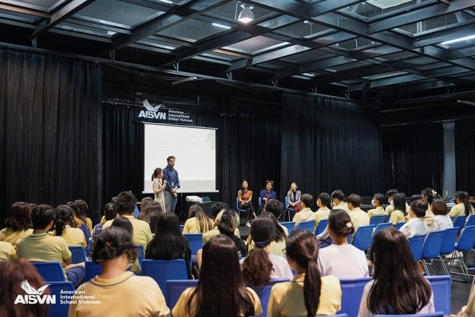 Hiện hầu hết giáo viên của Trường Quốc tế Mỹ (AISVN) đang đình công vì nợ lương quá lâu.