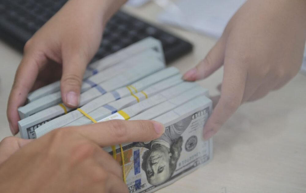 Ngân hàng hút vốn ngoại: Chờ đón những thương vụ lớn trong 2025