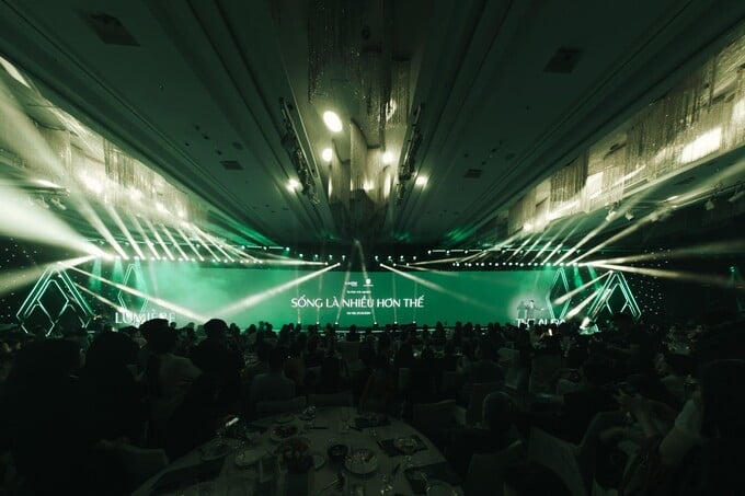 Chương trình thu hút hơn 1.000 khách mời tham dự trải nghiệm “Sống là nhiều hơn thế” tại LUMIÈRE Evergreen - The Aura &nbsp;