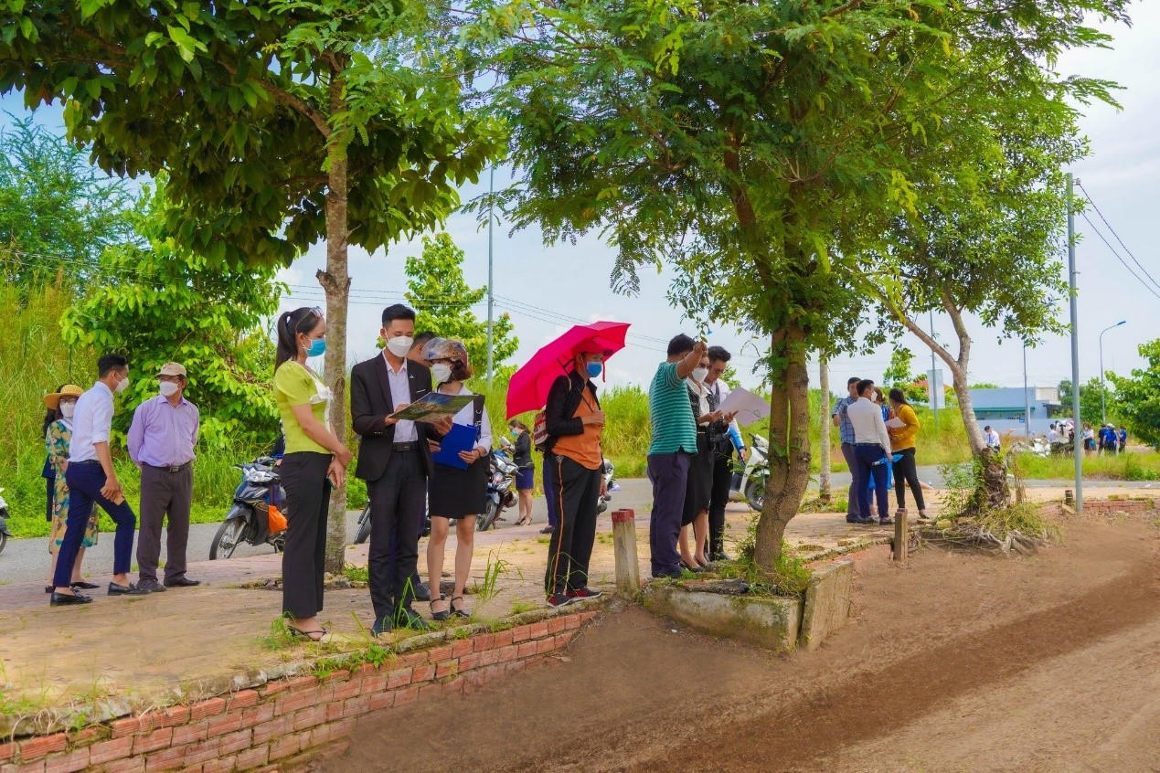 Cách bán hàng truyền thống khiến không ít môi giới bất động sản gặp khó khăn. &nbsp;