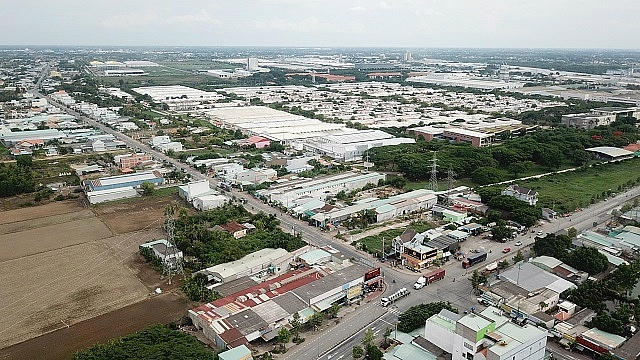 Ông Lê Hoà Bình chỉ đạo phải hoàn tất công tác điều chỉnh quy hoạch chậm nhất cuối năm 2021, để cấp giấy phép xây dựng cho người dân