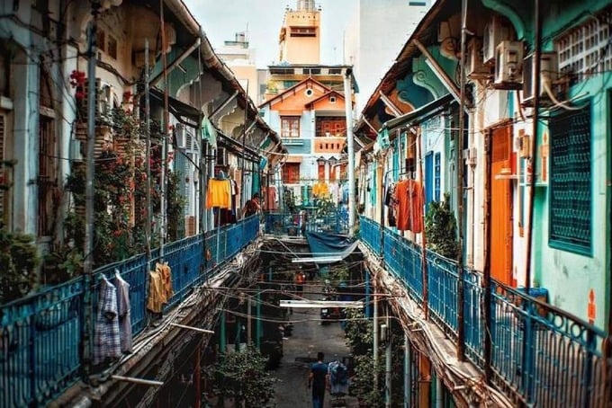 Khu Chinatown có nét đặc trưng văn hóa của người Hoa. Ảnh: Bọ Cạp vàng