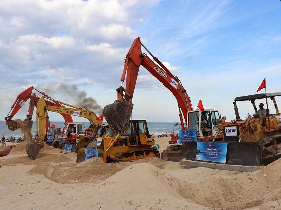 Chưa khởi công, FLC Quảng Ngãi đã rầm rộ rao nhận đặt cọc dự án Chua khoi cong, FLC Quang Ngai da ram ro rao nhan dat coc du an