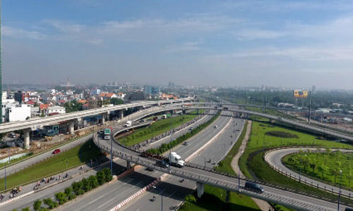 Những cơn sốt đất và nạn lừa đảo làm nóng thị trường địa ốc 2017