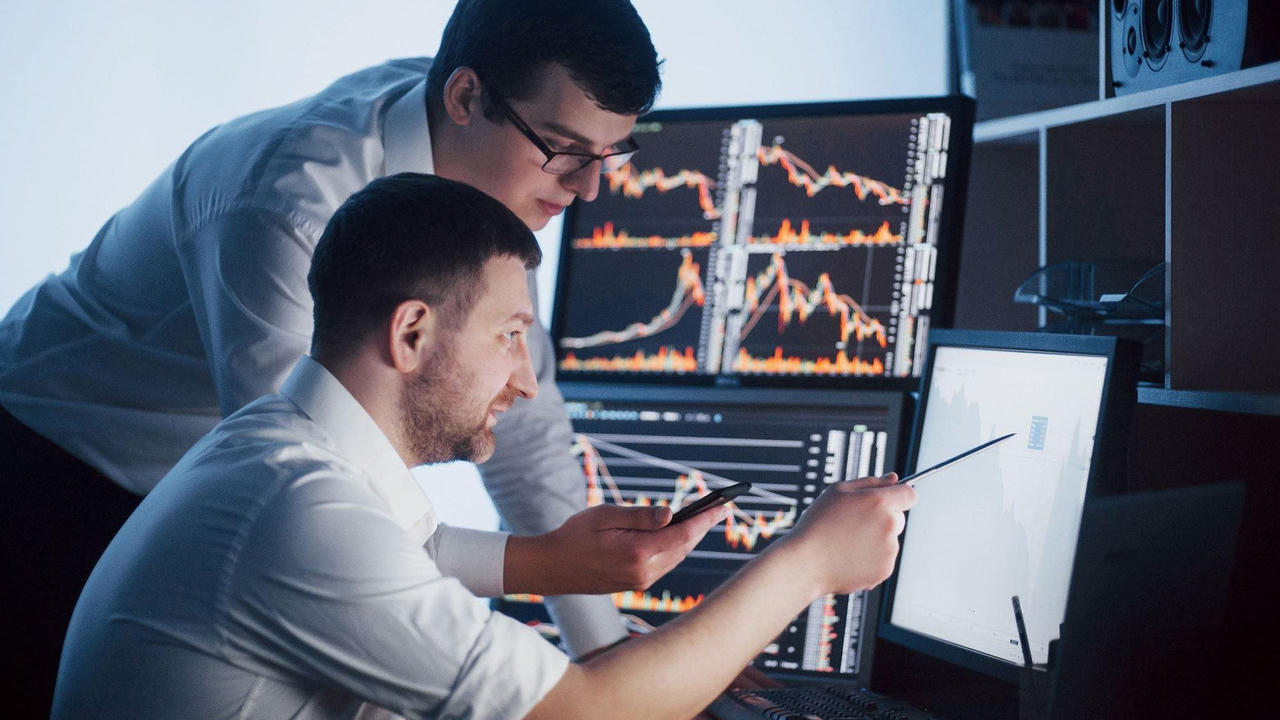 Luật Chứng khoán sửa đổi: Rộng đường cho thị trường nâng hạng?