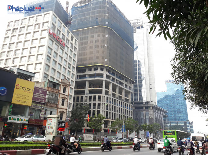 Ảnh chụp dự án từ đường Lê Văn Lương.