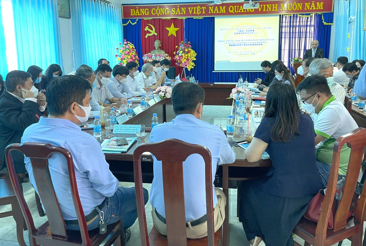 Toàn cảnh buổi làm việc giữa đoàn doanh nghiệp Đài Loan với Trung tâm Xúc tiến Đầu tư, Thương mại và Du lịch cùng đại diện các sở, ban, ngành của tỉnh Bình Phước. &nbsp;