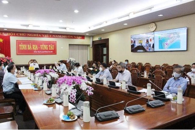 Chủ tịch UBND tỉnh Bà Rịa-Vũng Tàu chủ trì cuộc họp để nghe báo cáo tình hình thực hiện dự án sân bay Gò Găng. &nbsp;