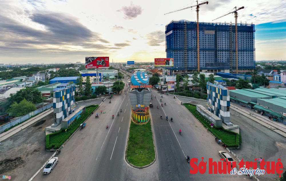 &nbsp;Quốc lộ 13 (Bình Dương) sẽ rộng tới 8 làn xe, kết nối 17 công trình đi qua. &nbsp;