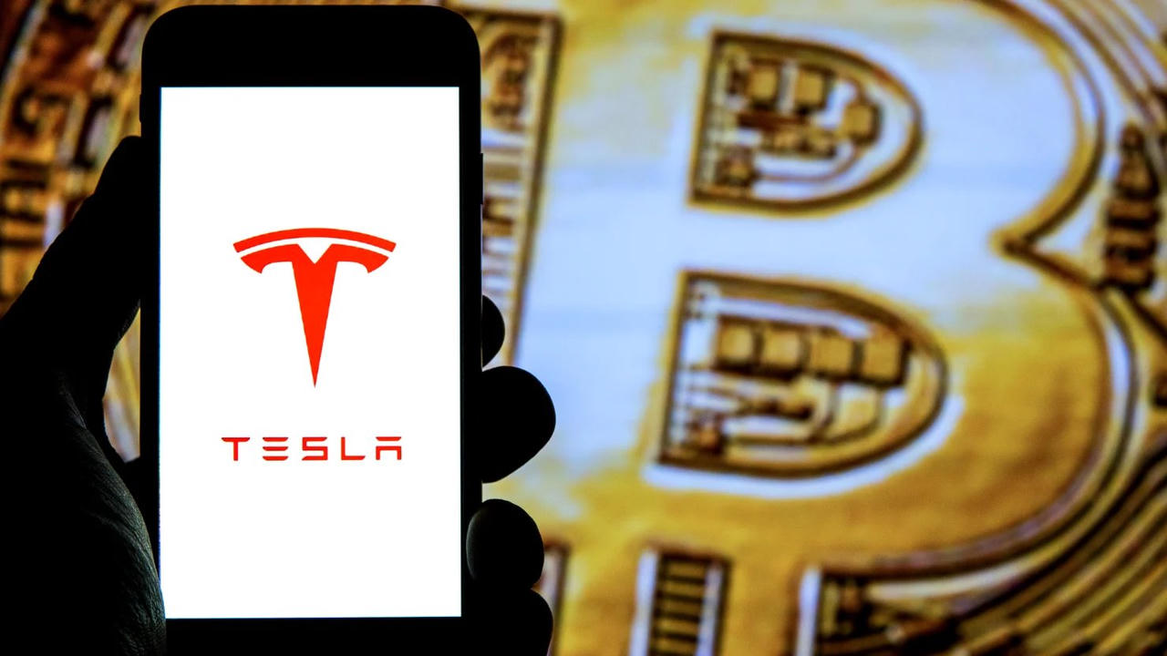 Tesla bán tháo Bitcoin trước khi giá tăng dựng đứng, bay hàng tỷ USD.&nbsp;Ảnh: Getty Images