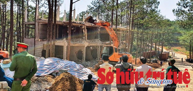 &nbsp;Do sai phạm trong xây dựng nên nhiều dự án bị buộc phải cưỡng chế tháo dỡ &nbsp;