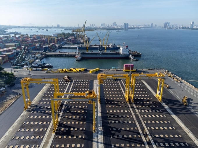 Khu bãi container sau cầu cảng số 4 và 5 thuộc cảng Tiên Sa chính thức được đưa vào khai thác. Ảnh: Internet