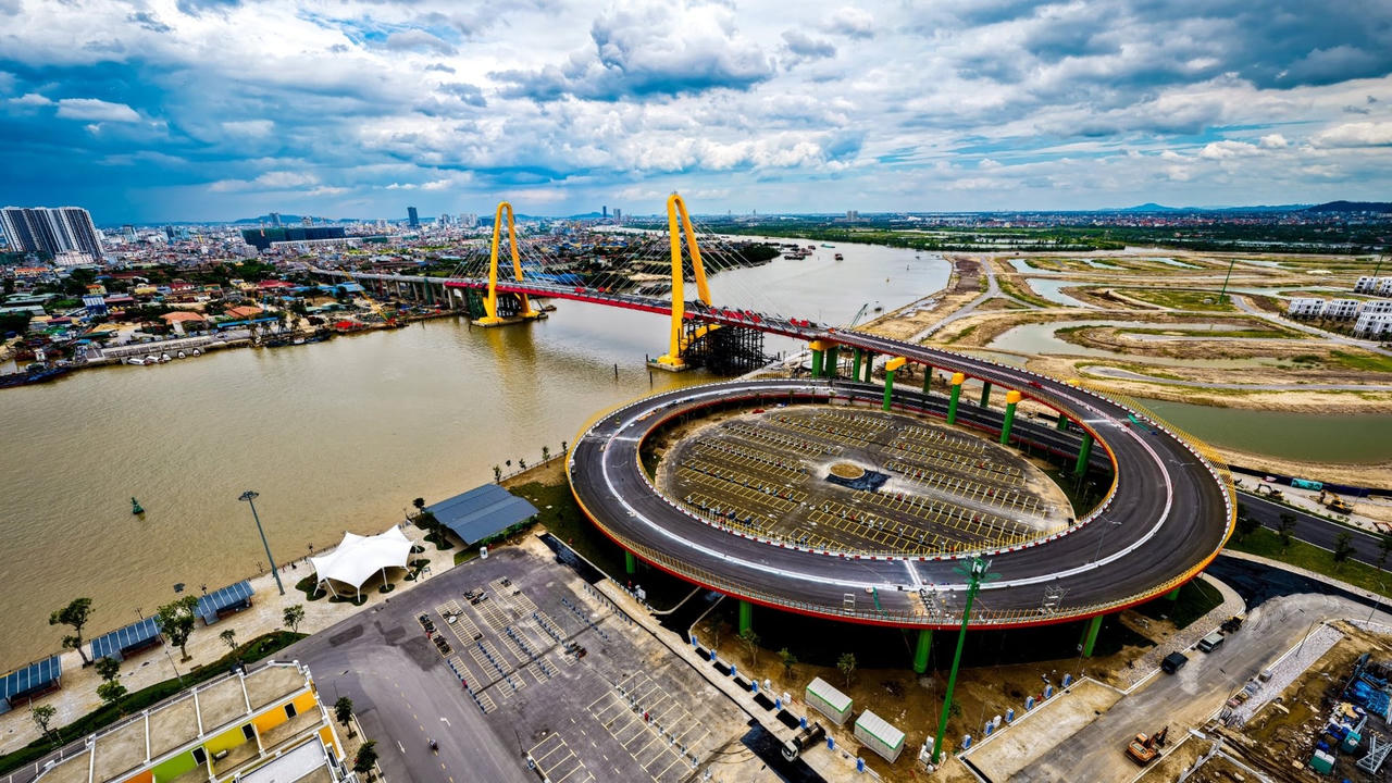 Cận cảnh cây cầu 2.300 tỷ nối đảo Hoàng Gia của Vingoup