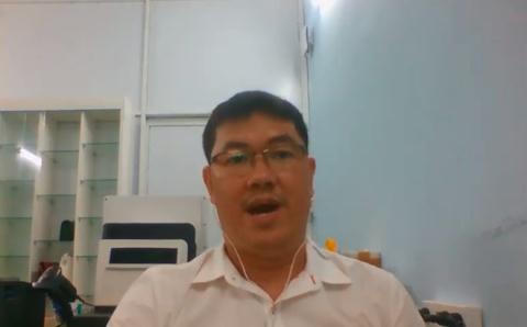 CEO doanh nghiệp 500.000 tỷ Nguyễn Vũ Quốc Anh livestream cho biết bản thân không có tiền, ở nhà cấp 4, đi xe máy nhưng rất giàu chất xám &nbsp;