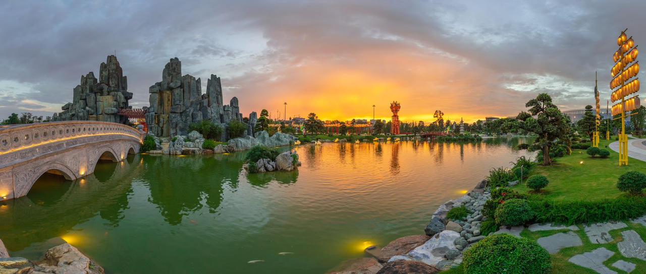 Gia nhập vào cộng đồng cư dân Vinhomes Smart City, cư dân có đặc quyền sử dụng hệ thống đại tiện ích đã hoàn thiện, đặc biệt là ba công viên liên hoàn rộng 16,3 ha đắt giá &nbsp; &nbsp;