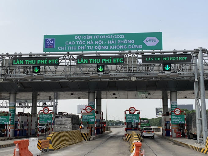 Trạm thu phí trên cao tốc Hà Nội-Hải Phòng. Ảnh: Báo Vietnamnet &nbsp;