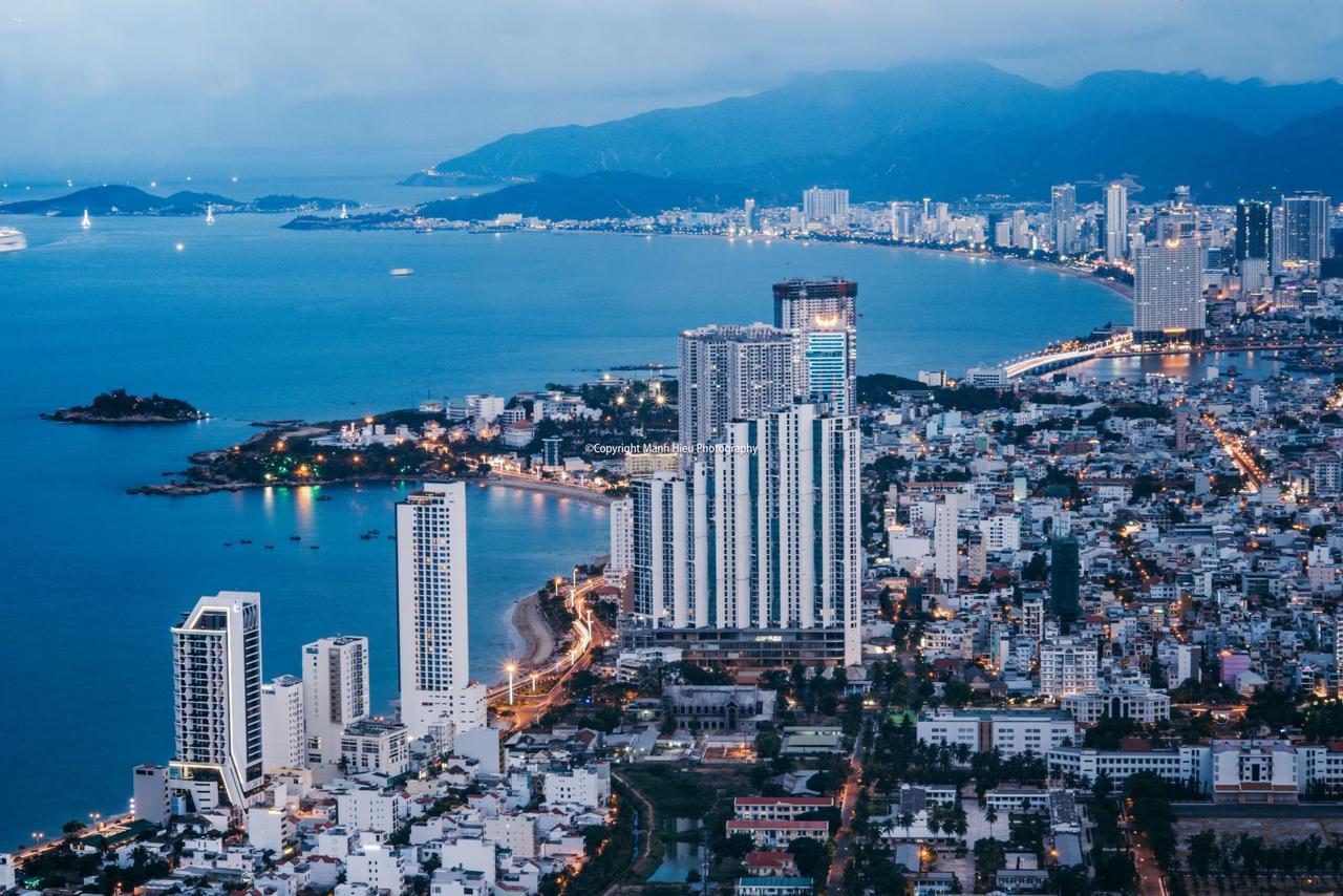 Làn sóng Covid-19 mới được đánh giá là có mức độ nguy hiểm và tác động mạnh đến thị trường bất động sản.&nbsp; &nbsp;