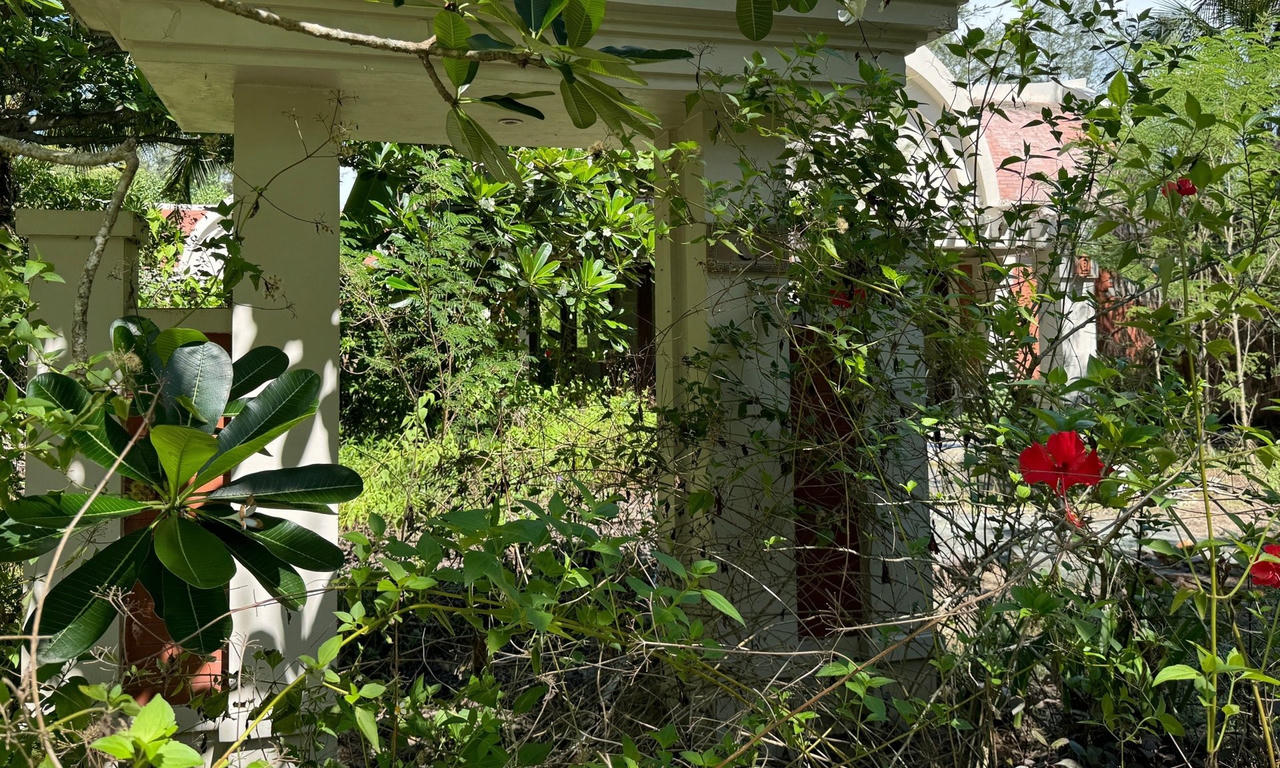 Resort 12 triệu USD ven biển Đà Nẵng bỏ hoang suốt 1 thập kỷ