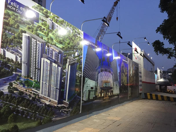 Giá bán chung cư Vinhomes Metropolis đã chạm ngưỡng 100 triệu/m2