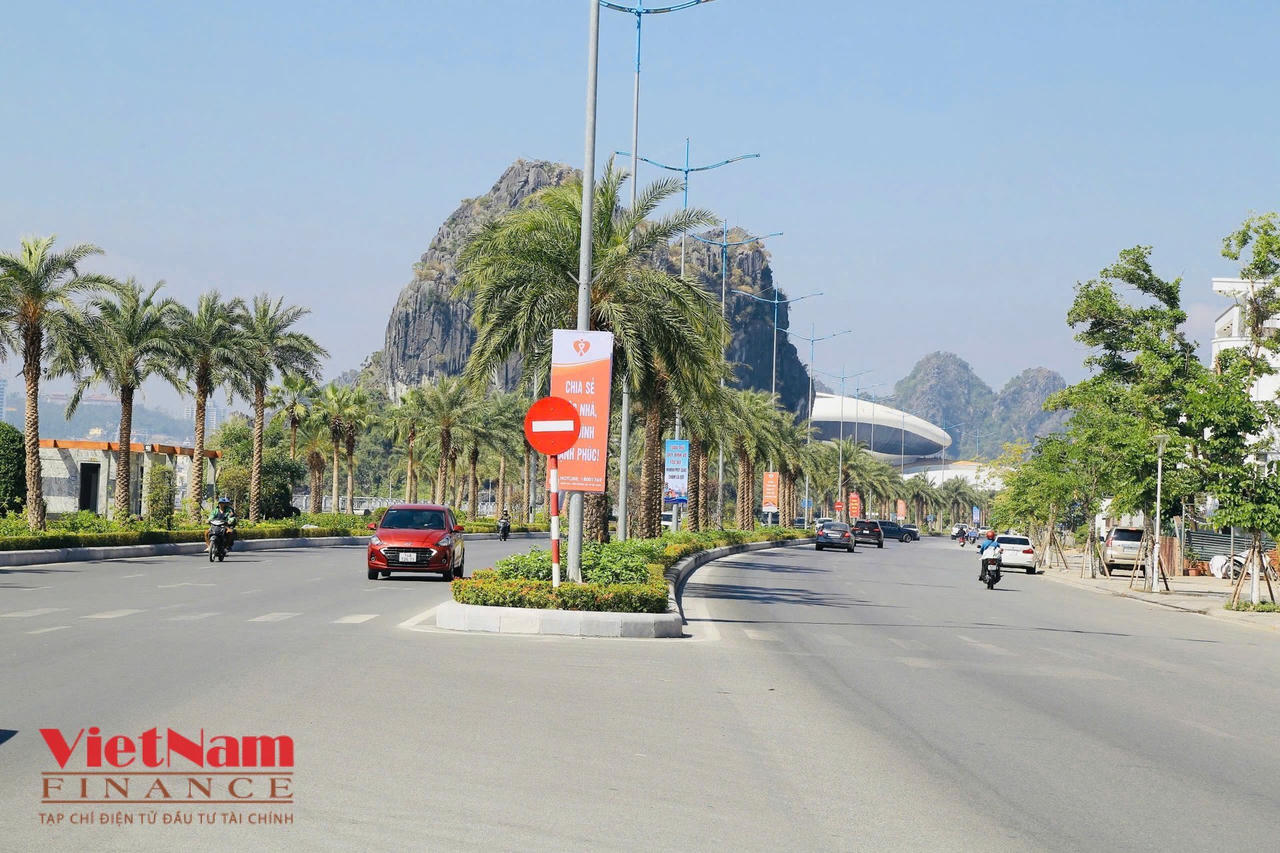 Khảo sát tuyến đường có giá bất động sản đắt nhất Quảng Ninh