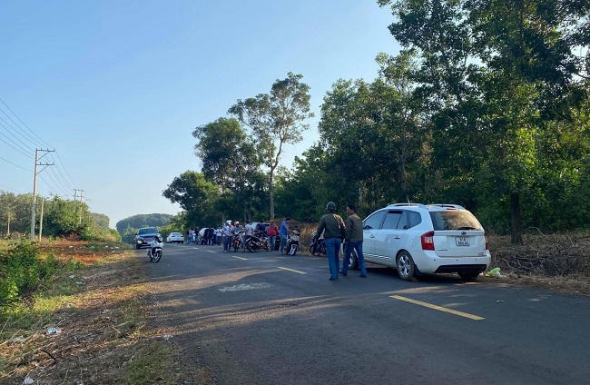 Môi giới và các nhà đầu tư BĐS ồ ạt đổ về Bình Phước. Ảnh Dân Việt. &nbsp;