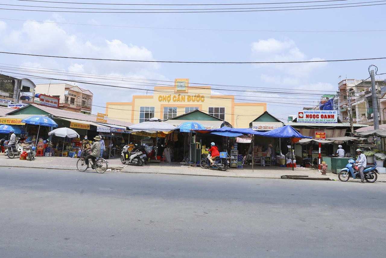 Thời vận của bất động sản thương mại lân cận TP.HCM