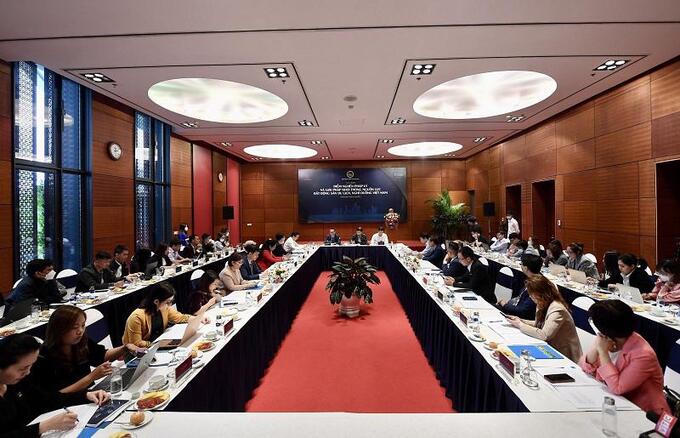 Quang cảnh buổi tọa đàm. &nbsp;