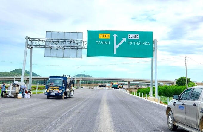 Từ Hà Nội đi Nghệ An theo cao tốc Bắc Nam có những nút giao nào?