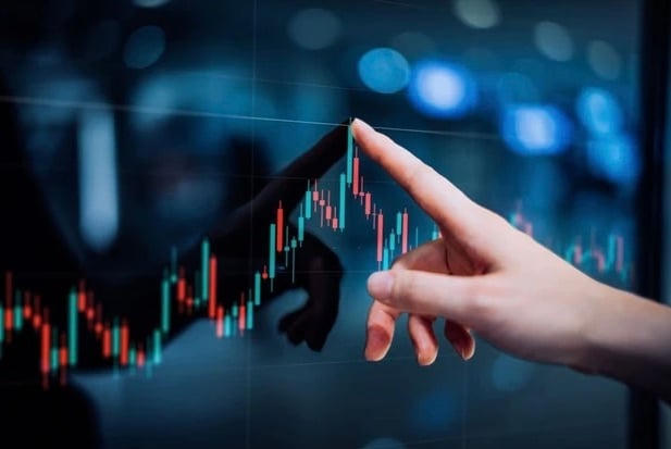 Hàng trăm cổ phiếu trượt giá, VN-Index thủng mốc 1.340 điểm.