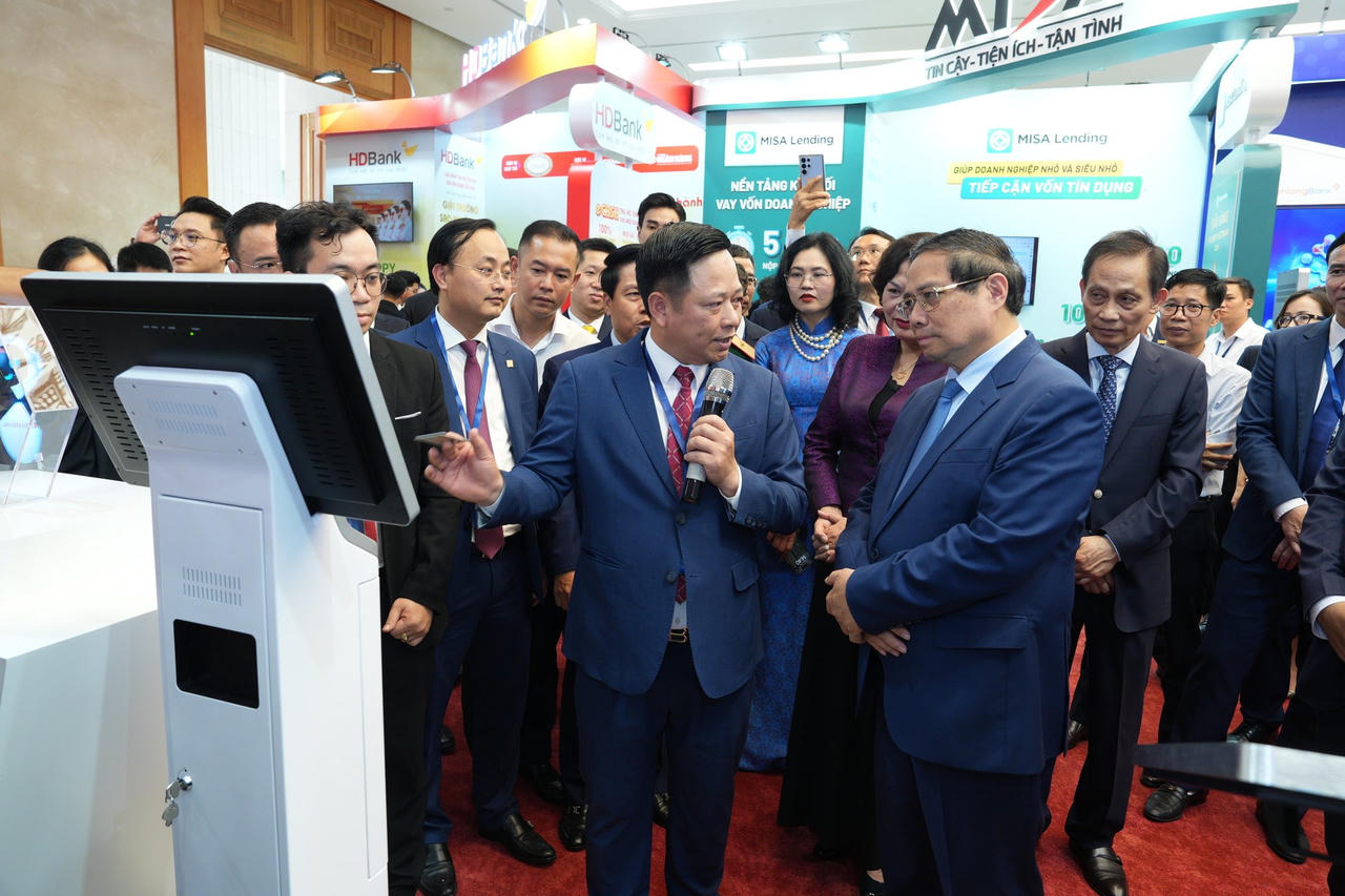 '21 ngân hàng chuẩn bị sẵn 500.000 tỷ cho vay đầu tư hạ tầng, công nghệ số'