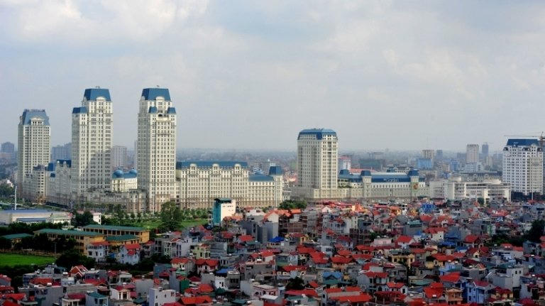 Mua nhà chịu thuế, xây nhà nộp thuế, ở nhà mình cũng phải đóng thuế