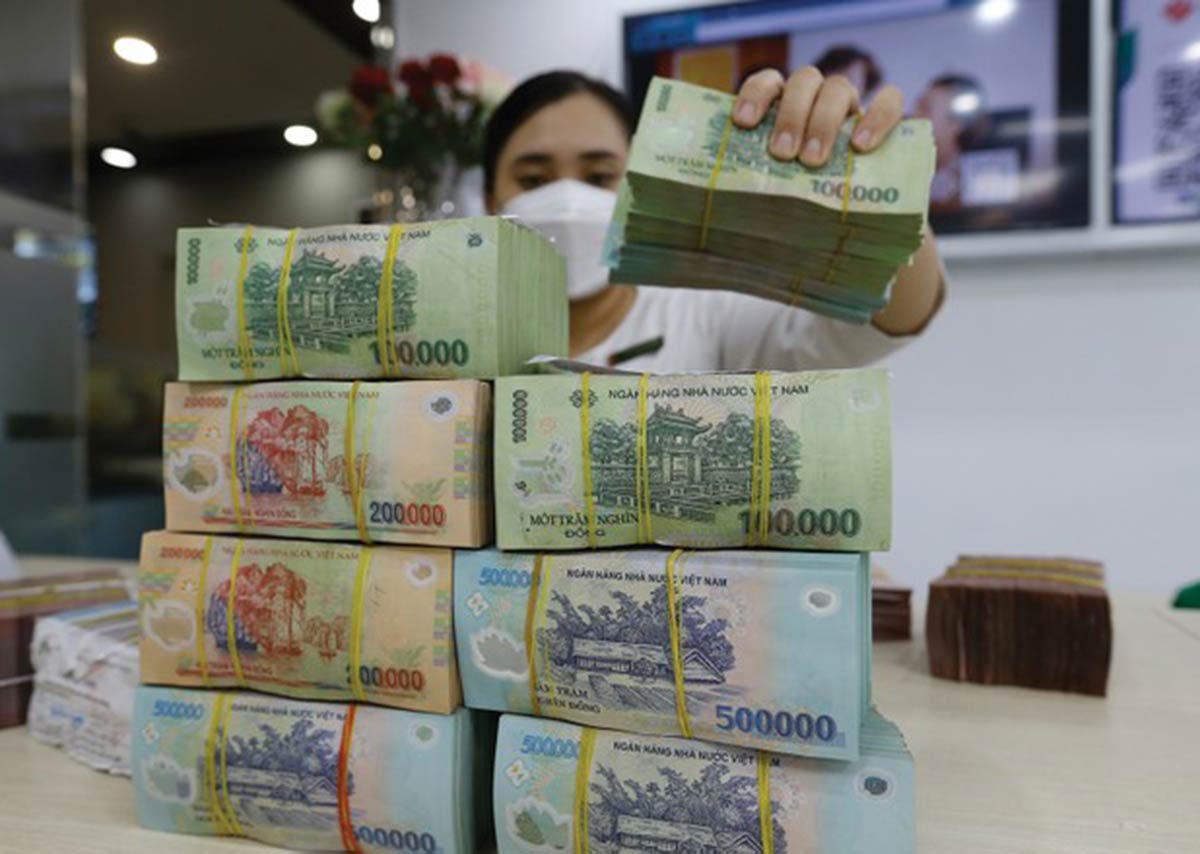 Ngân hàng ồ ạt phát hành cổ phiếu: Chứng khoán lên đỉnh, cổ đông hưởng lợi?