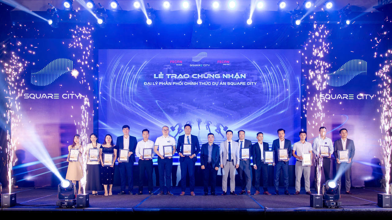 Lễ trao chứng nhận đại lý phân phối chính thức dự án Square City. &nbsp;