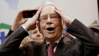 Tỷ phú Warren Buffett gửi 'lời cảnh tỉnh 325 tỷ USD’ tới nhà đầu tư