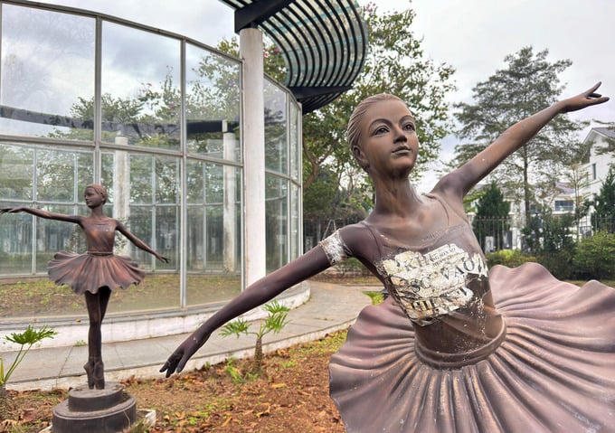 Cận cảnh công viên âm nhạc hình đàn guitar ngay giữa lòng Hà Nội