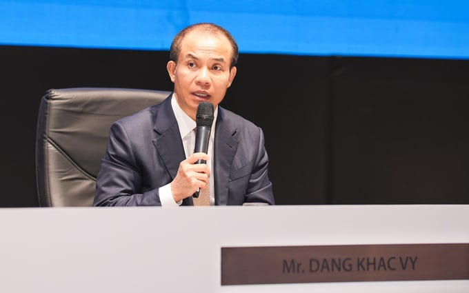 Ông Đặng Khắc Vỹ, Chủ tịch HĐQT VIB từ 16/10/2013 đến nay.