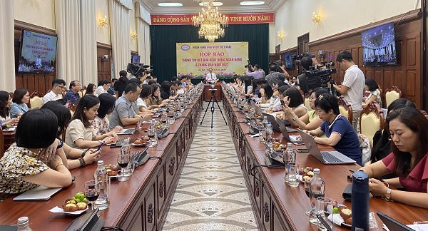 Lãi suất tiền gửi và cho vay mới có xu hướng giảm dần 