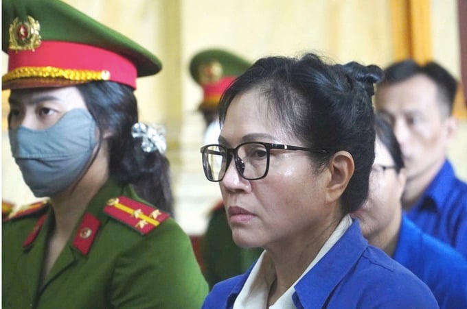 Cựu Tổng giám đốc SJC Lê Thúy Hằng lĩnh án 25 năm tù